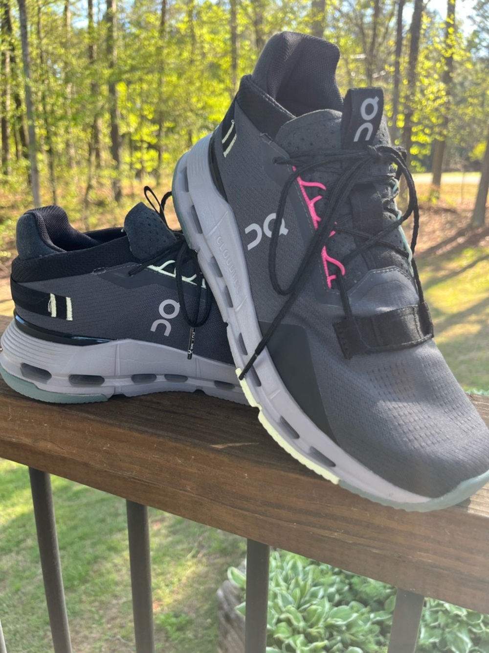 On Running Women's Sneakers in Charcoal with Pink Logo